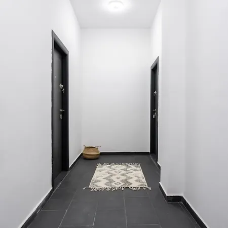 Chic Old Center Apartment Bucharest
